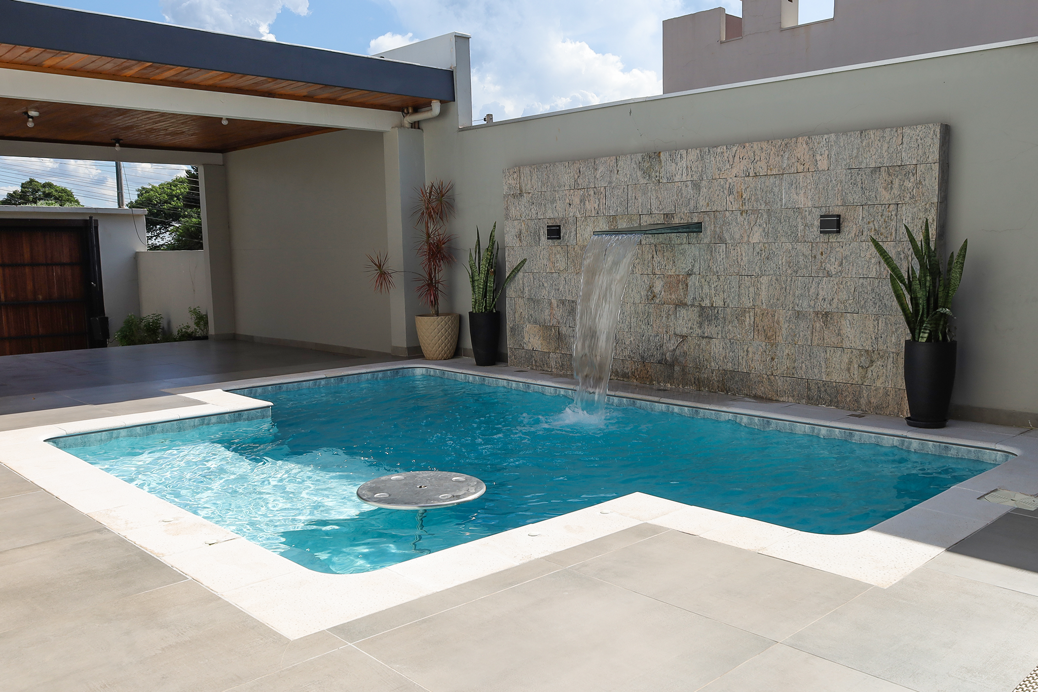 Piscina L.F.